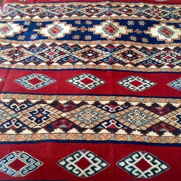 Alfombra hecha a mano de Tariq Katwari, Kashmir India