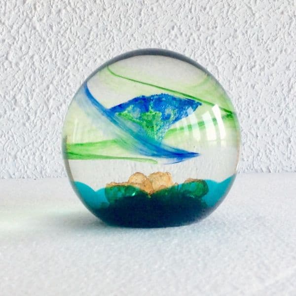 Pisapapeles de vidrio Caithness Paperweight Scotland Edición Limitada 8cm