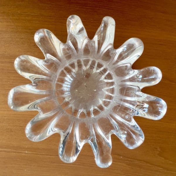 centro de mesa de cristal prensado
