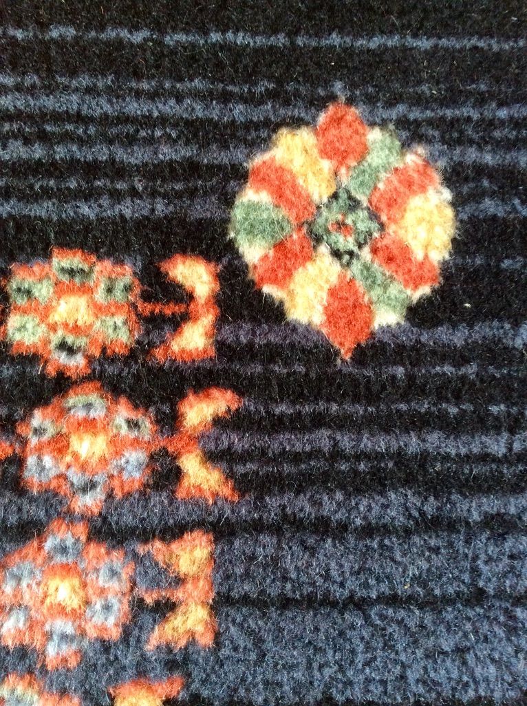 antigua alfombra de pura lana virgen