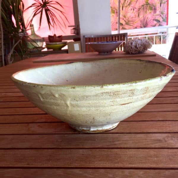 Antiguo lebrillo escurridor