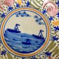 Antiguo plato de cerámica levantina pintado a mano
