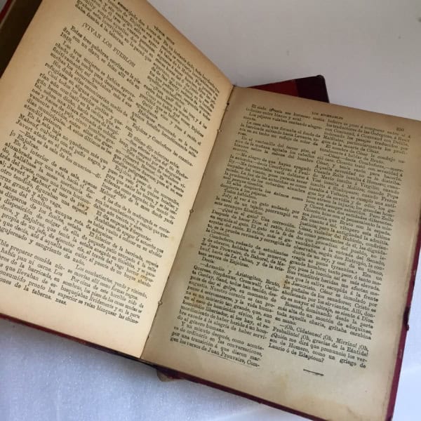 Los Miserables I y II, Victor Hugo. Ed. Sopena