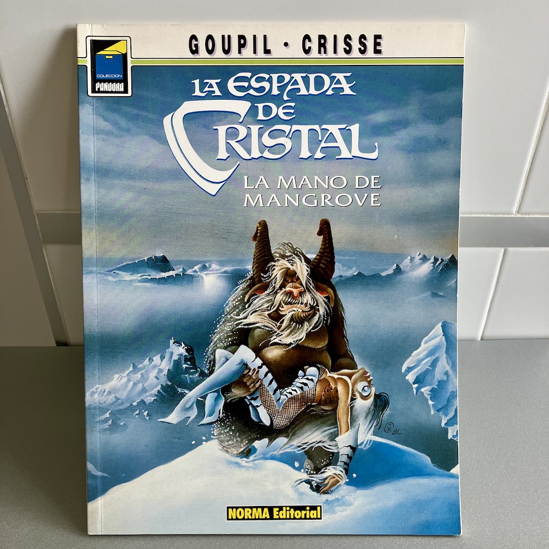 La espada de cristal: La mano de Mangrove