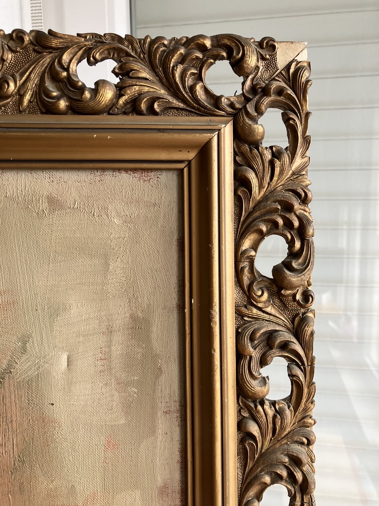 Desperfecto Marco grande de madera dorada y estuco