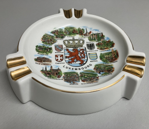 Cenicero de colección Luxemburgo porcelana alemana
