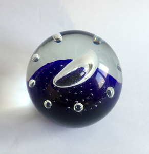 Pisapapeles vintage de cristal soplado 8,8 cm