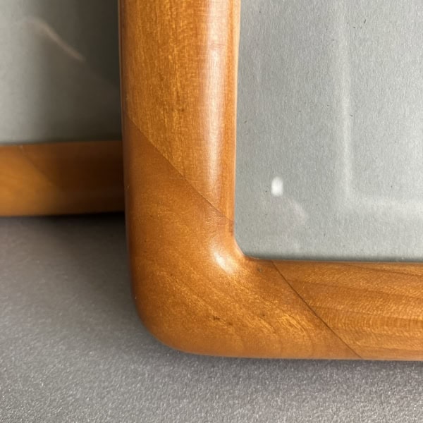Portafotos de madera noble