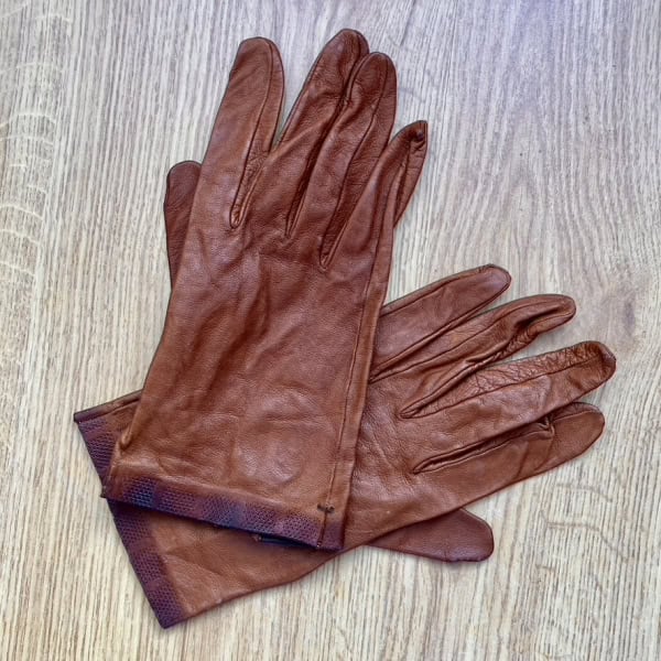 Guantes de piel vintage color avellana