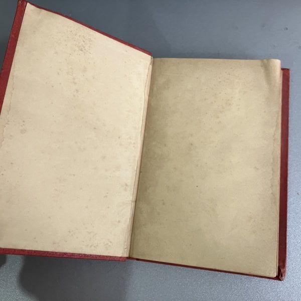 Libro antiguo guardas Seneca
