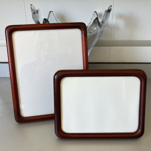 Marcos de madera noble maciza