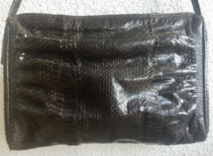 Bolso de piel de serpiente vintage 70s