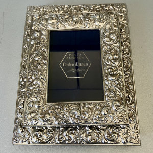 Marcos de plata labrada Pedro Durán