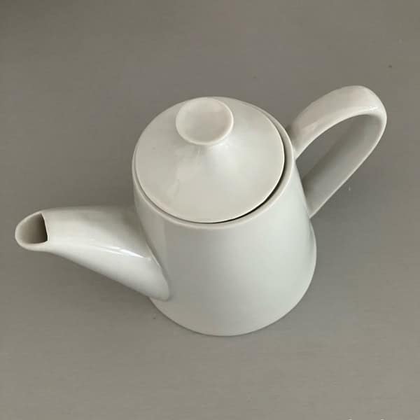 Tetera de porcelana blanca Vintage - Imagen 3