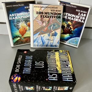 Trilogía de Los astronautas harapientos, Acervo 1988