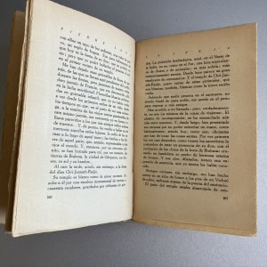 Libro de viajes antiguo: India