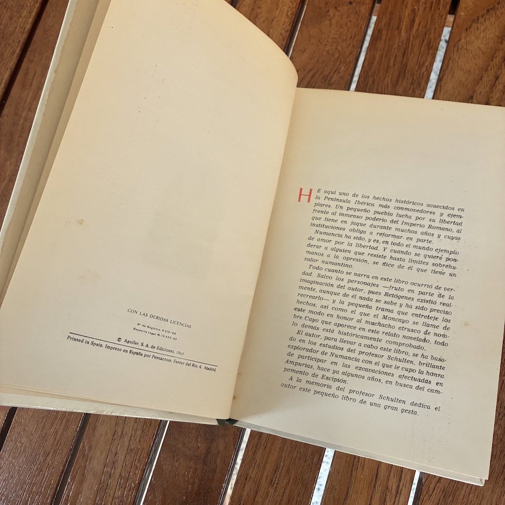Libro decolección - El Globo de Colores