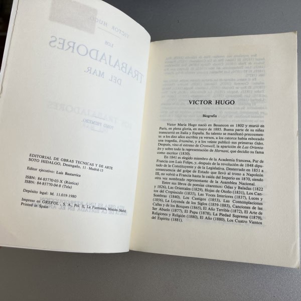 Libro Ilustrado de coleccionismo