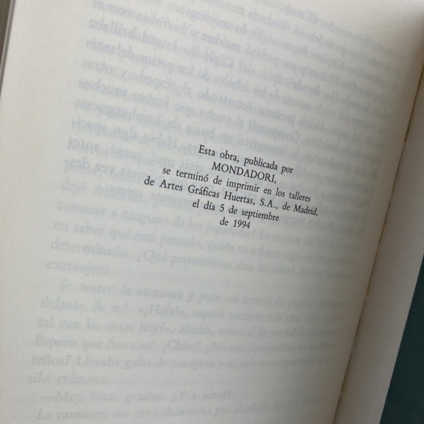 Literatura de viajes humor - Mondadori 1994 Primera Edición |